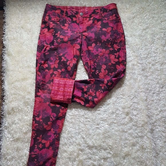 Flip Side Reversible Jeans Fuscia Floral/Aztec Skinny Jeans Size 13 (33x30) - Picture 2 of 15